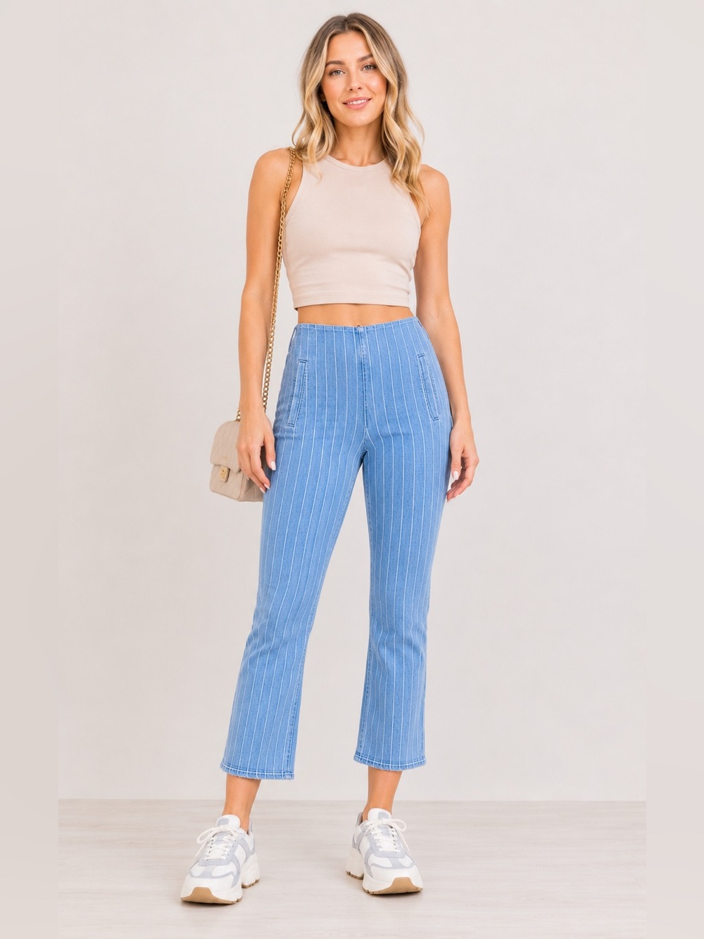 Lyssé Shelli Crop Flare Jeans Women’s L Blue Pinstripe Pull-On Stretch Denim